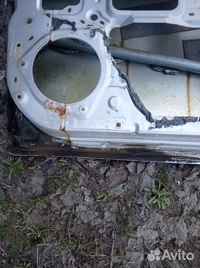 Дверь передняя правая