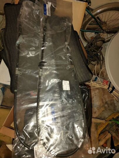 Трос ручника Hyundai ix 35