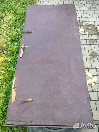 Металлическая дверь б.у. сварная