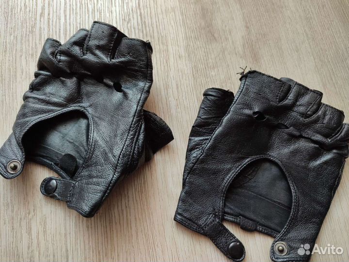 Перчатки кожаные маленькие