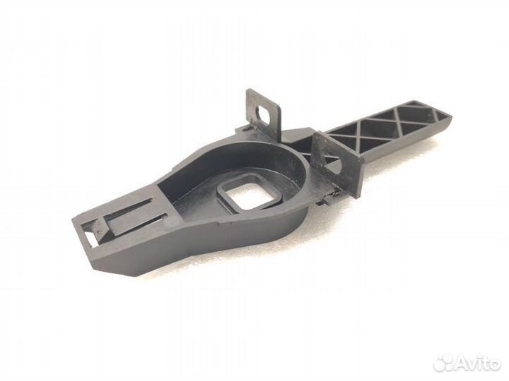 Кронштейн радиатора Audi A4 B8 2007