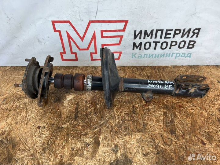 Амортизатор передний левый Toyota Rav4 XA20 2.0