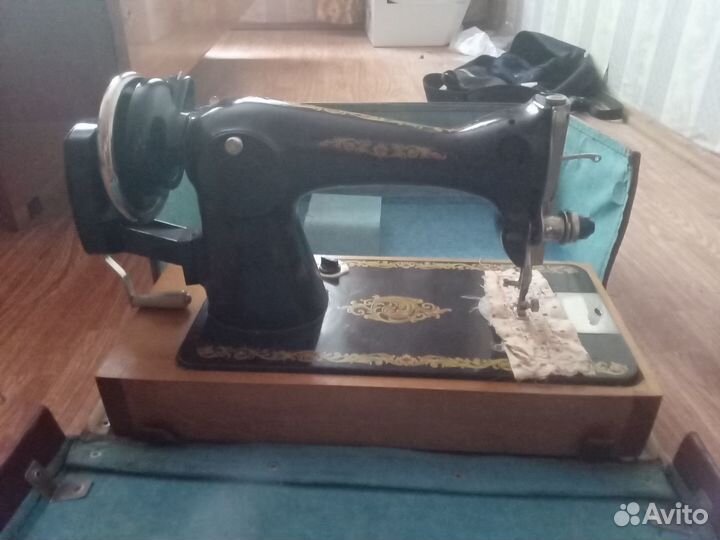 Швейная машинка