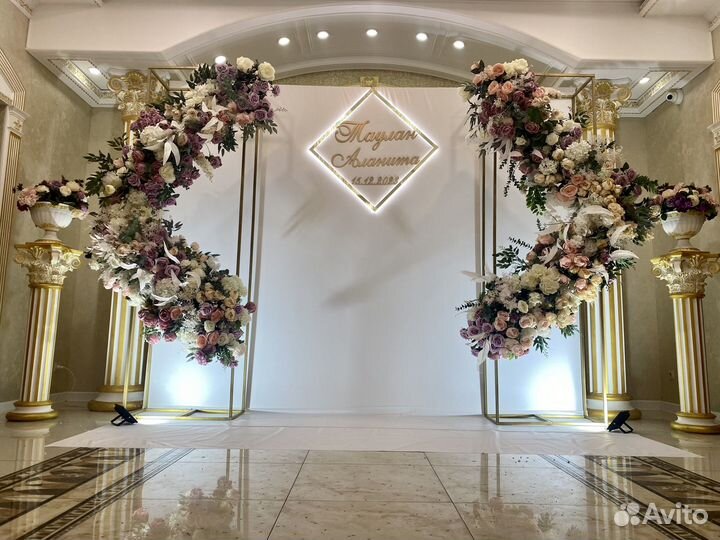 Аренда фотозон арка на ворота оформление двора