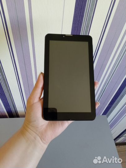 Планшет Telefunken