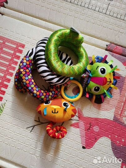 Игрушки для новорожденных