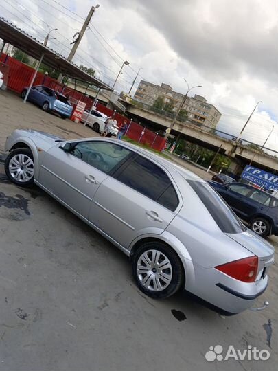 Ford Mondeo 1.8 МТ, 2002, 300 000 км