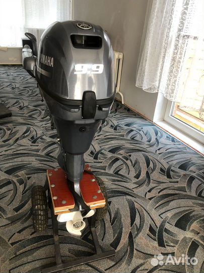 Продаётся подвесной лодочный мотор yamaha