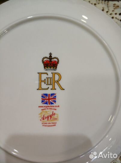 Коллекционная тарелка Елизавета II 50 лет Англия