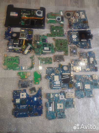 Лот материнских плат ноутбуков - нетбуков