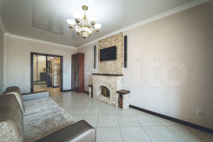 2-к. квартира, 72 м², 9/12 эт.