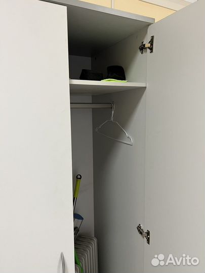 Офисная мебель - шкаф, б/у