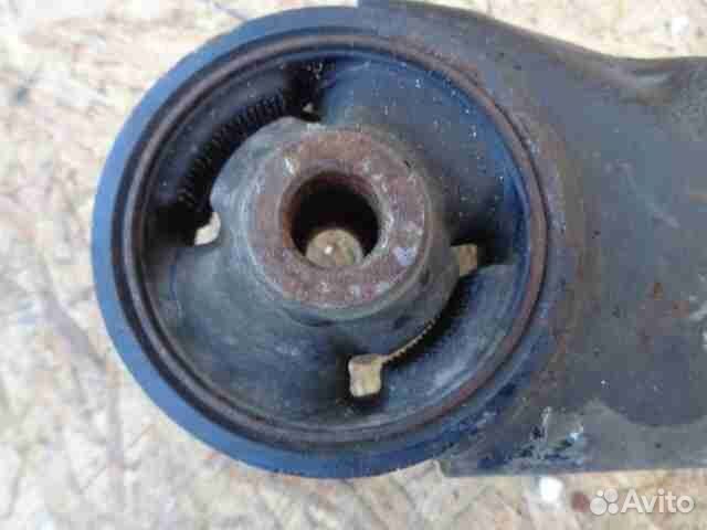 Рычаг передний правый нижний Hyundai Grand Santa F