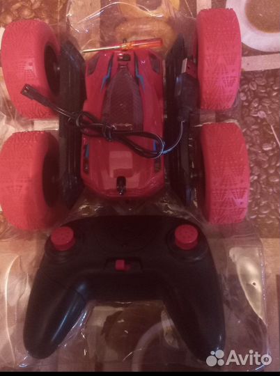 Машинка вездеход-перевертыш