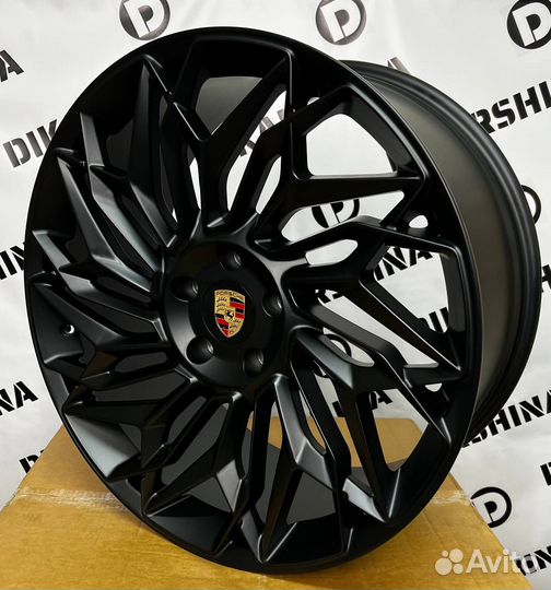 Кованые диски Порше Каен 3 Porsche cayenne III R22