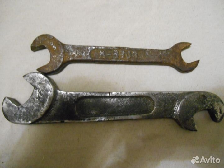 Ключи гаечные старинные