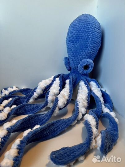 Плюшевый осьминог