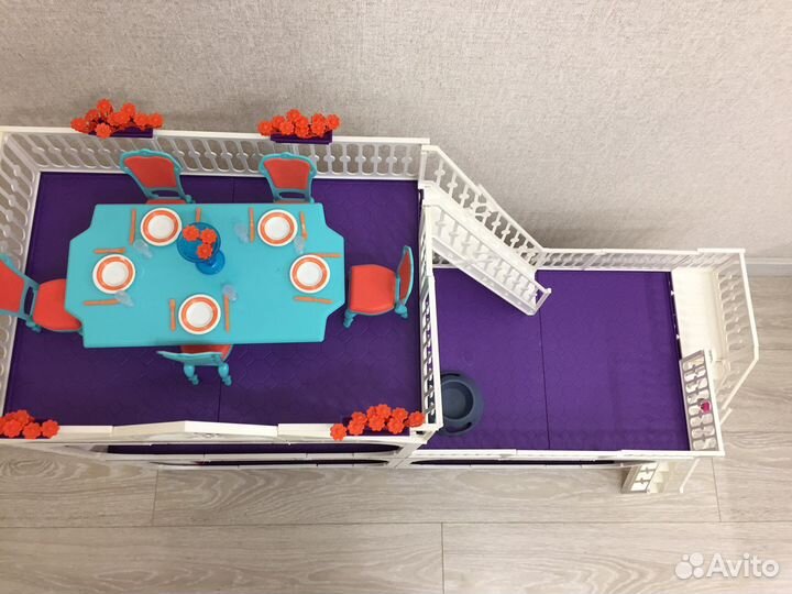 Домик кукольный