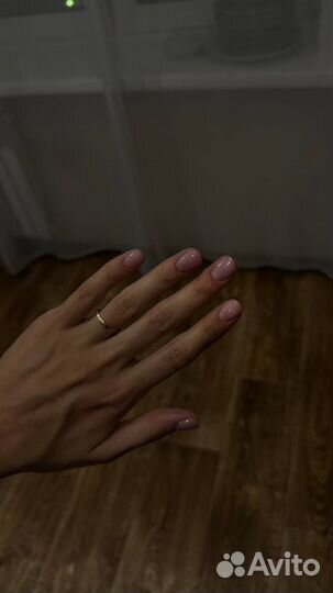 Модель на маникюр