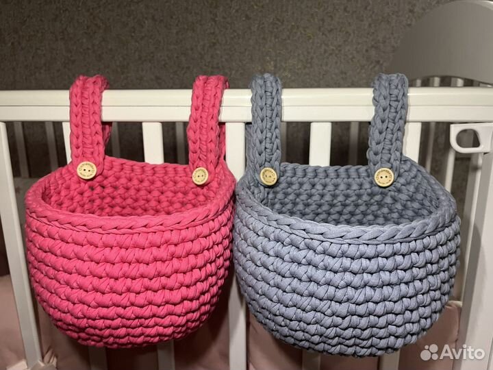 Детская подвесная корзина - органайзер на кроватку