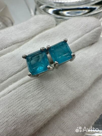 Серебряные серьги - гвоздики