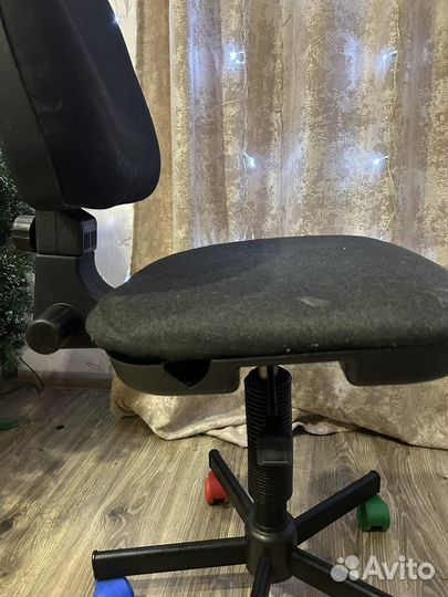 Офисный стул