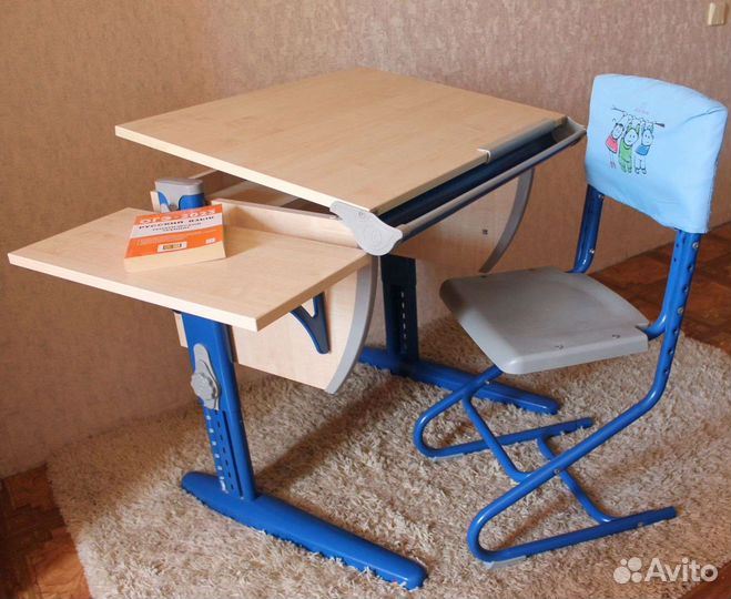 Растущая парта и стул дэми