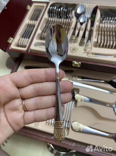 Набор столовых приборов