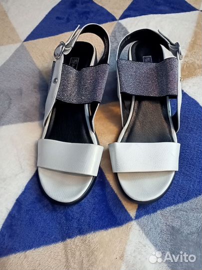 Босоножки женские 40 размер