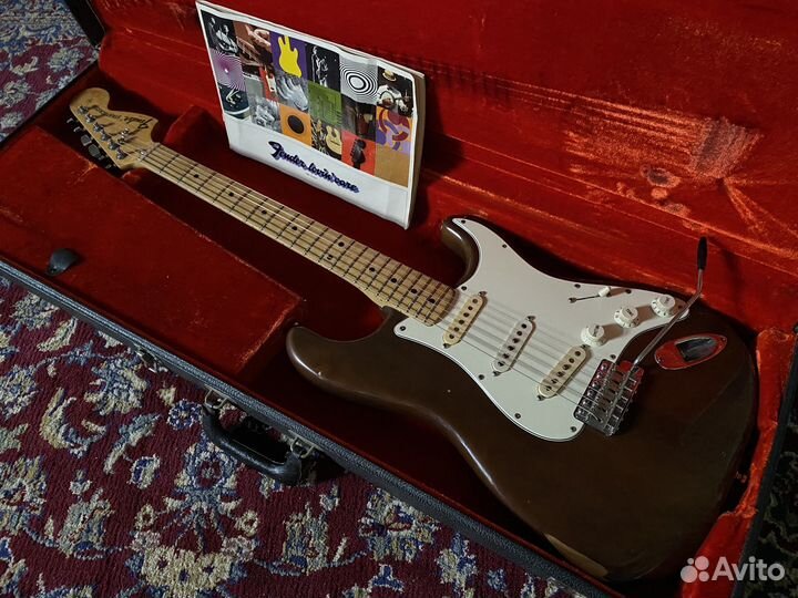 1975 Fender Stratocaster USA Mocha Brown