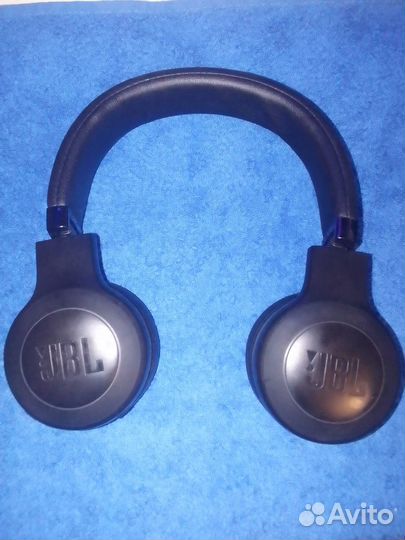 Bluetooth наушники jbl