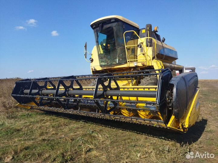 Комбайн New Holland TC 56, 2006