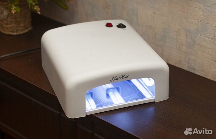 Лампа UV для маникюра