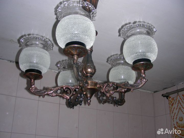 Плафоны разные много