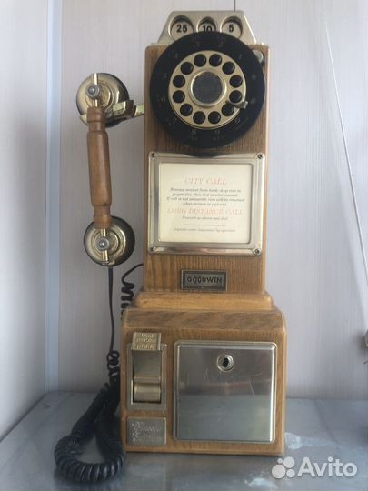 Проводной телефон