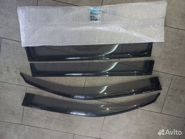 Дефлекторы окон на toyota land cruiser 200 Ориг