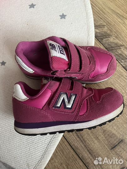 NEW balance кроссовки на девочку 28