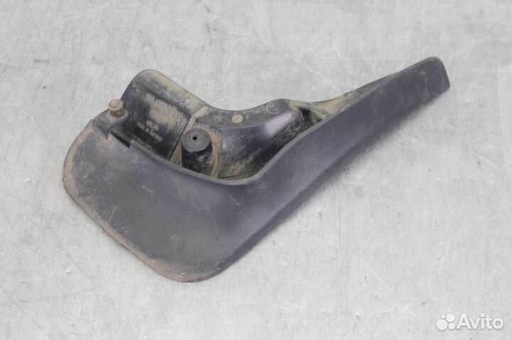 Брызговик задний правый Ford Focus 3 2011