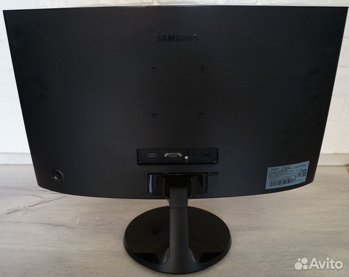 Монитор Samsung C24F390FHI 23.5