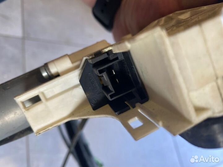 Стеклоподъемник двери Audi S5 8T cgwc 2012