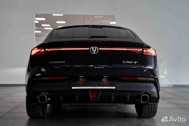 Changan UNI-V 1.5 AMT, 2022