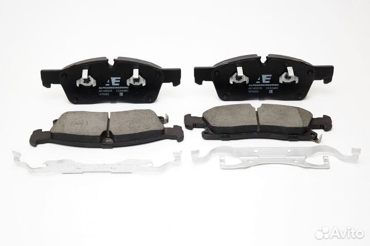 Передние тормозные колодки Mercedes GL