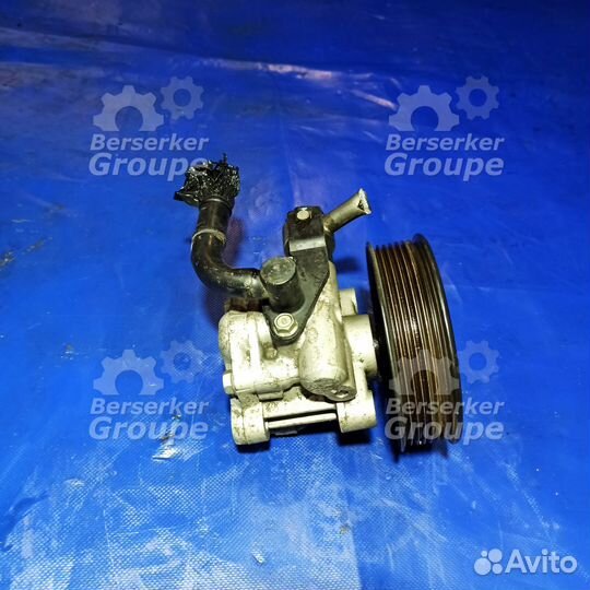 Насос гидроуселителя руля Kia Sorento D4CB