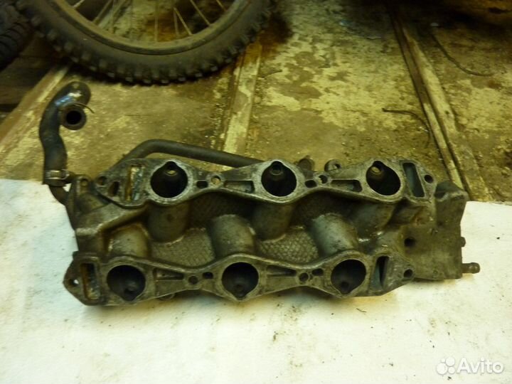 Клапанная крышка дв. 6G72 12V мицубиси паджеро 2