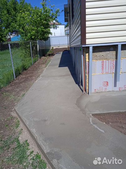 Бригада строителей