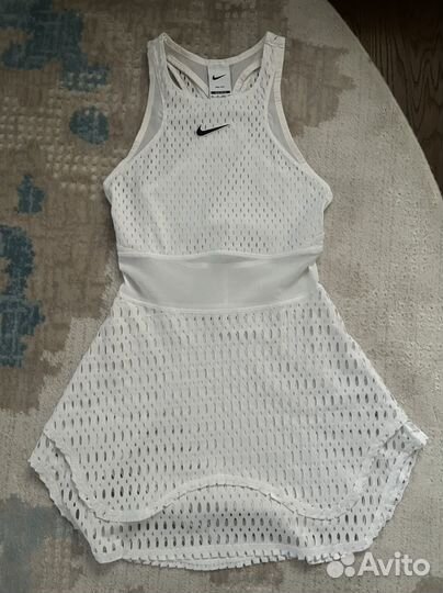 Теннисное платье nike