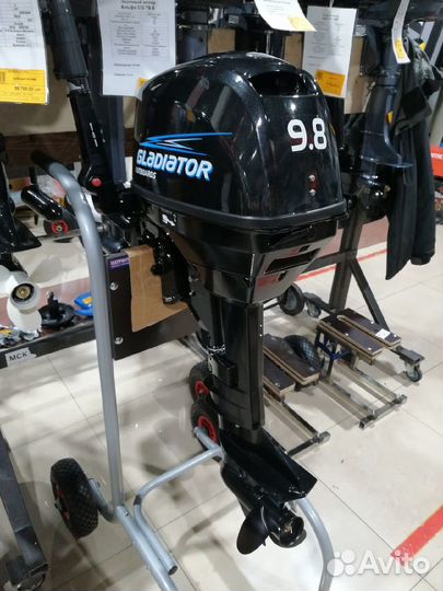 Лодочный мотор gladiator G9.8FHS витрина