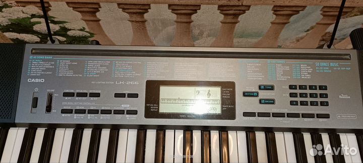 Синтезатор casio lk-266 с подставкой