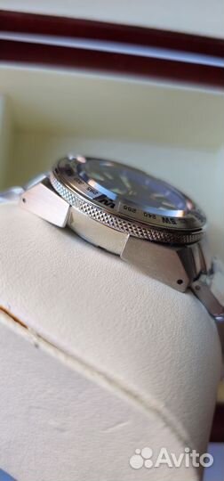 Мужские наручные часы ручной сборки