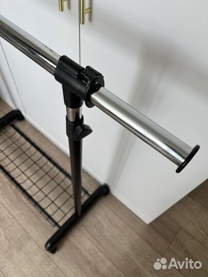 Вешалка стойка напольная для одежды